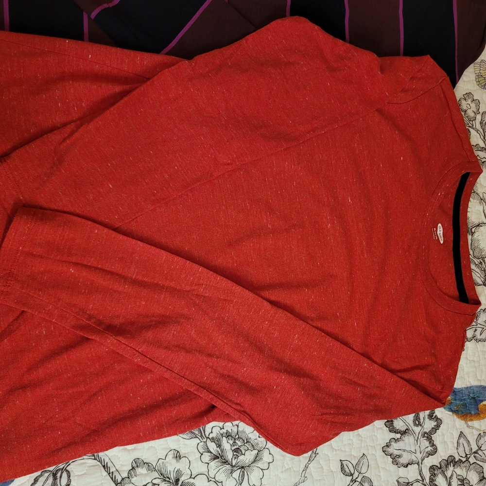 Old Navy Red and Striped Long Sleeve Tees Sz XL 14-16 - Picture 4 of 9